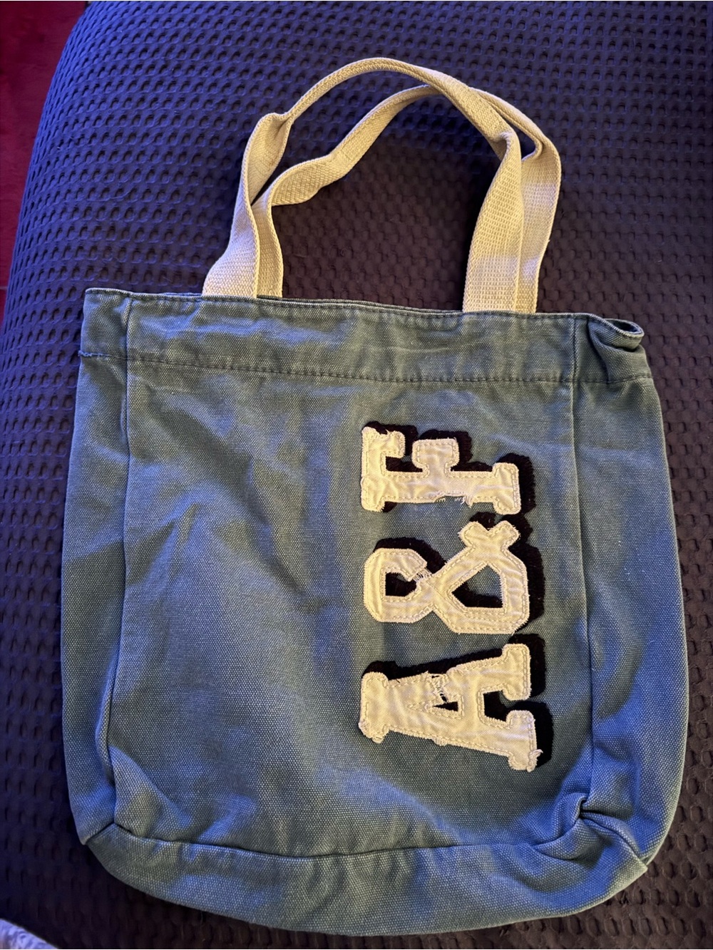 Abercrombie & Fitch Light Blue Canvas Tote with Cream Handles and Cream Logo - Picture 3 of 5